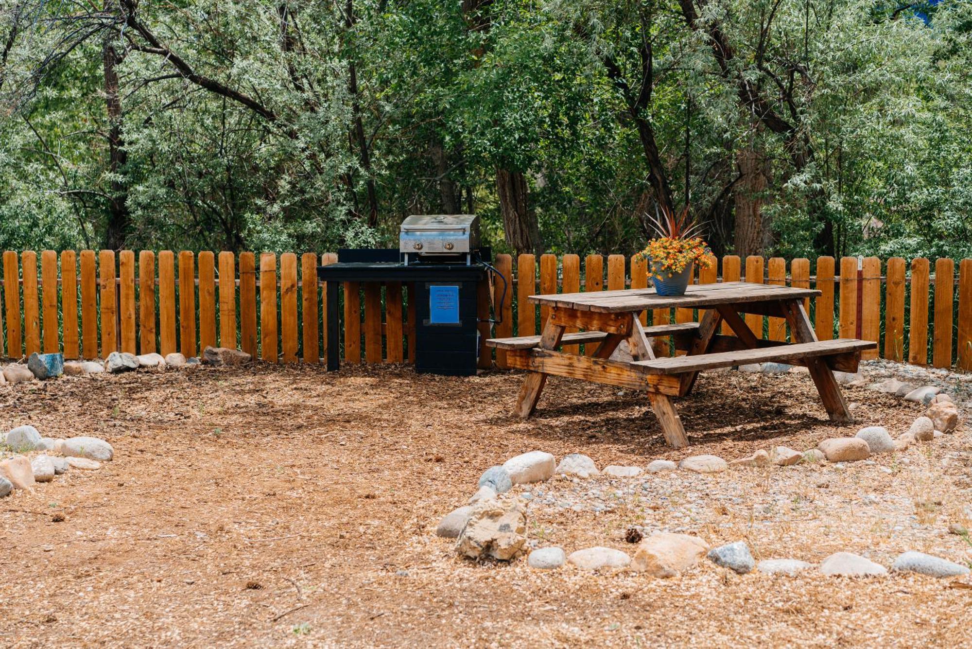 Salida Inn & Monarch Suites מראה חיצוני תמונה
