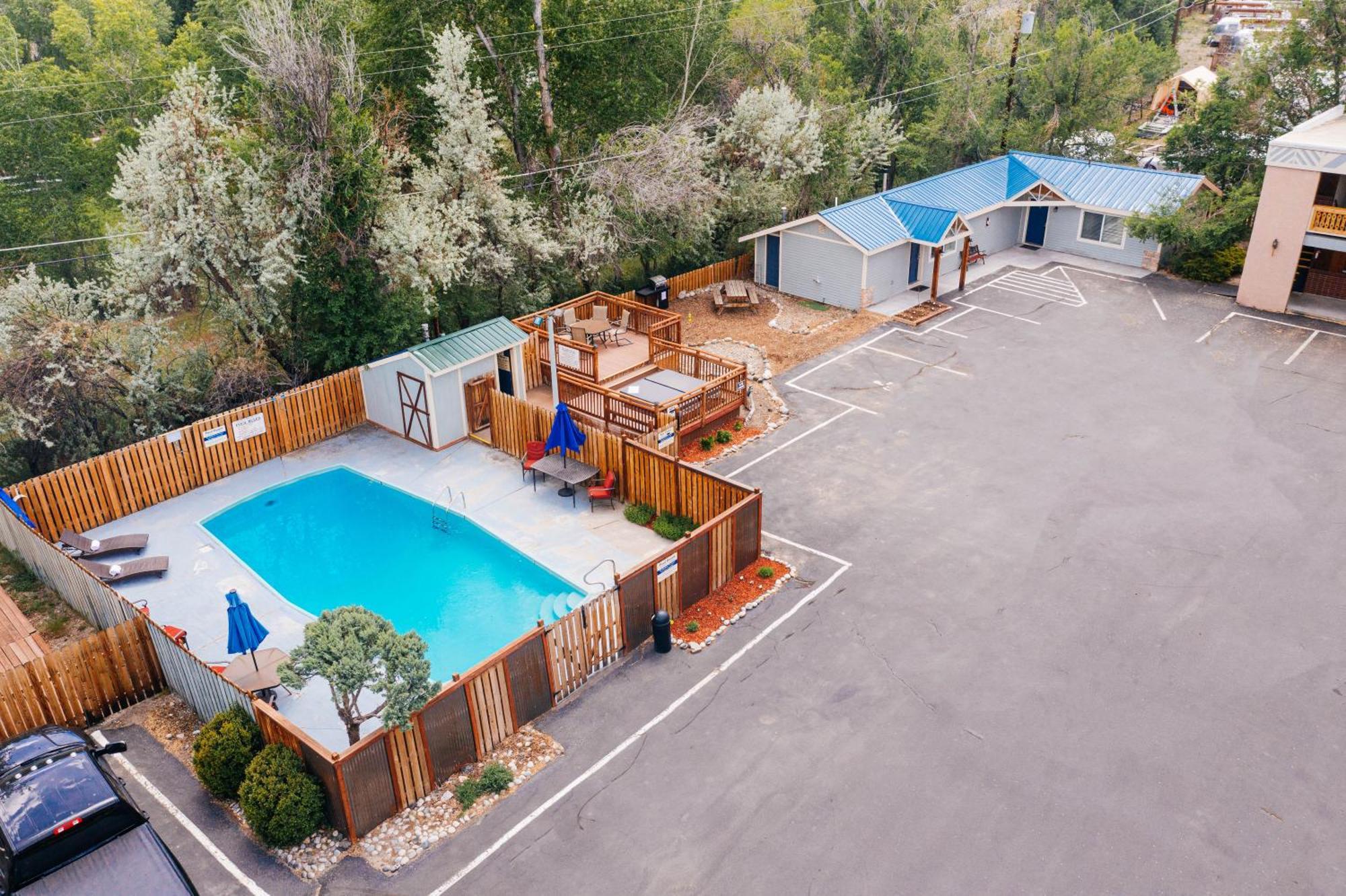 Salida Inn & Monarch Suites מראה חיצוני תמונה